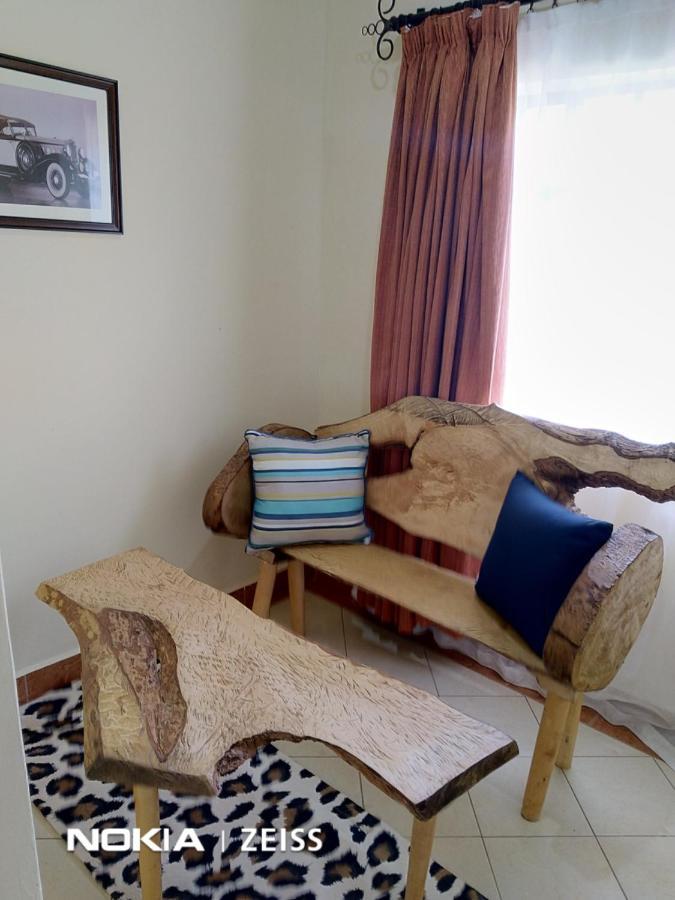 Machakos Suites Luxury Hotel Bagian luar foto