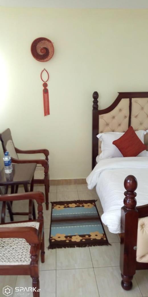 Machakos Suites Luxury Hotel Bagian luar foto